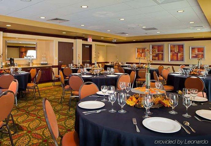 Courtyard By Marriott Fort Smith Downtown Ресторан фото