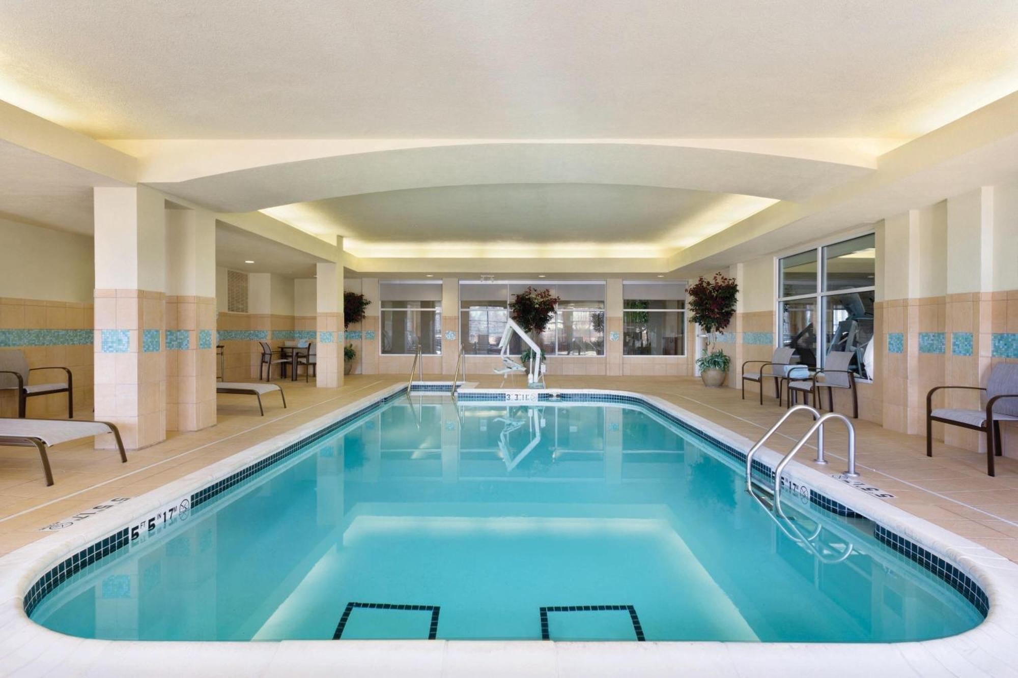 Courtyard By Marriott Fort Smith Downtown Экстерьер фото
