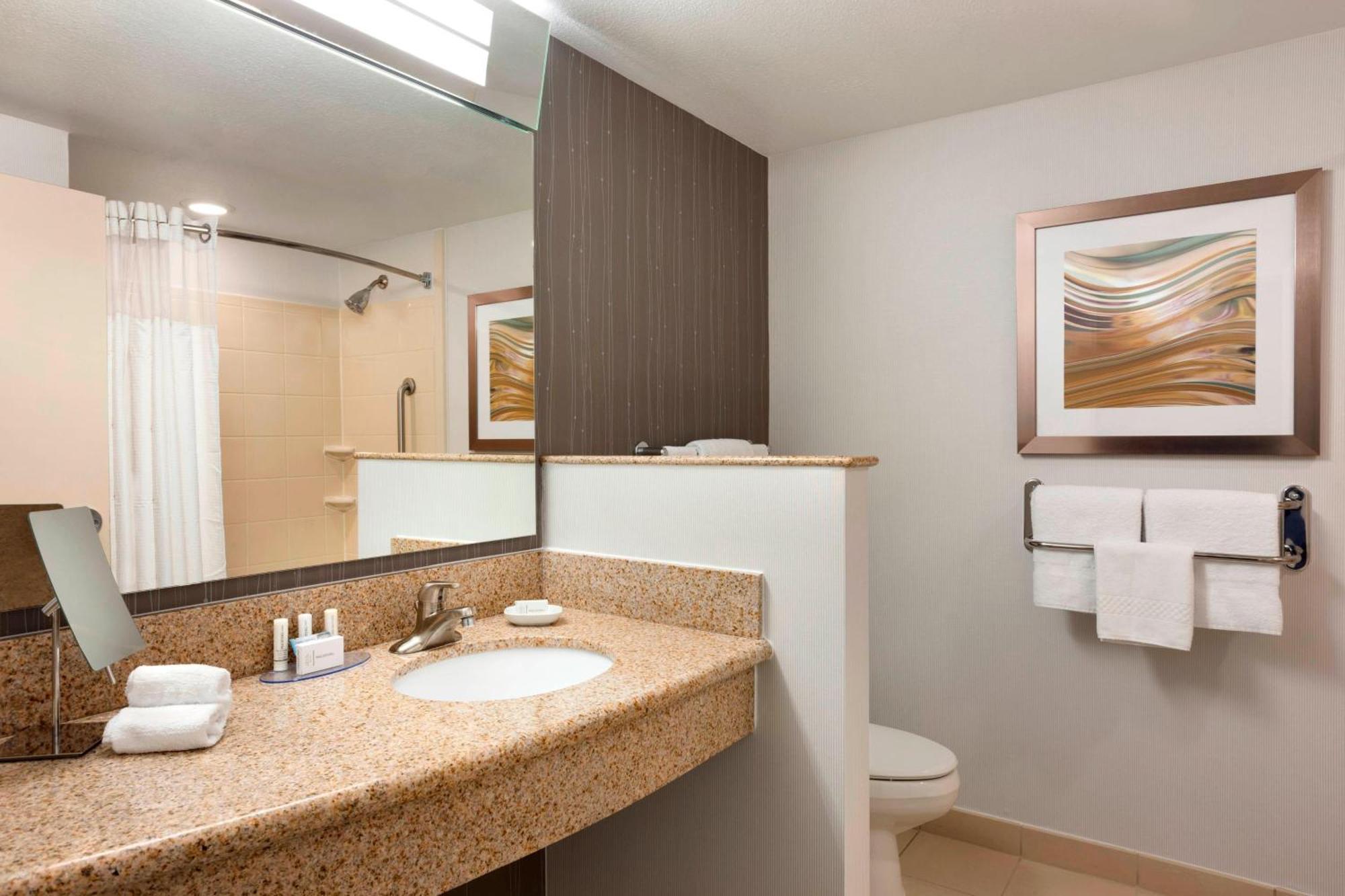 Courtyard By Marriott Fort Smith Downtown Экстерьер фото