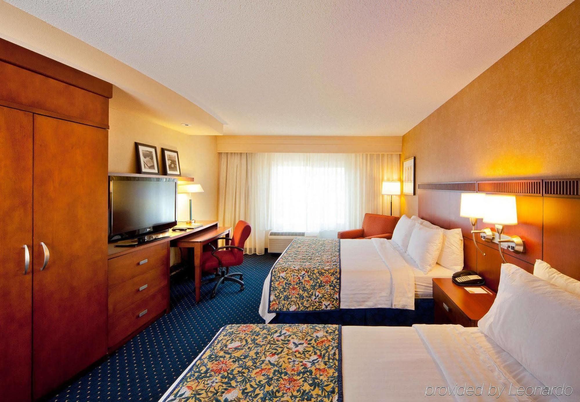 Courtyard By Marriott Fort Smith Downtown Экстерьер фото