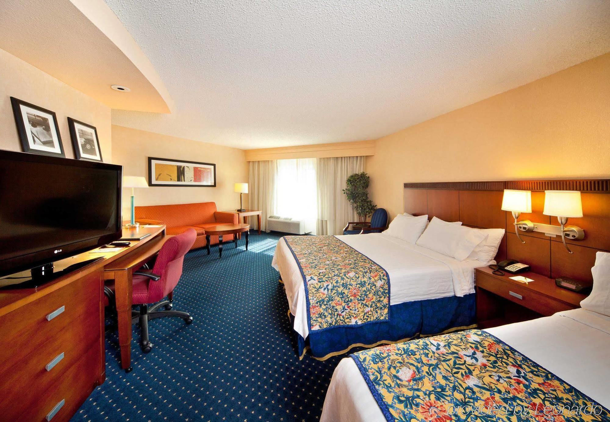 Courtyard By Marriott Fort Smith Downtown Экстерьер фото