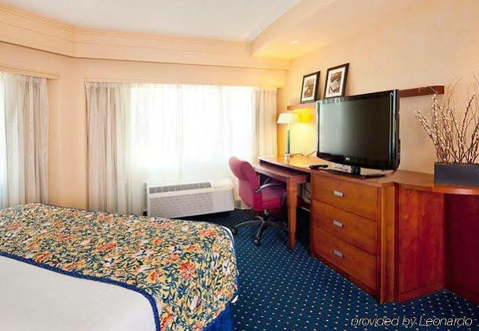 Courtyard By Marriott Fort Smith Downtown Экстерьер фото